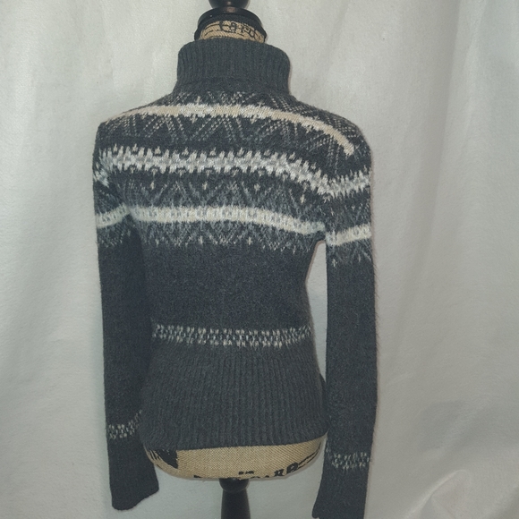ITS OUR TIME Womens Acrylic Knit Sweater Medium Gray Woven - Picture 3 of 11